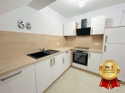 Neu & in Renovierung I Tageslichtbad mit Wanne I moderne Einbauküche I Zentrale Lage ❄️