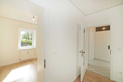 Von privat ab sofort: 2 Zimmer Wohnküche Bad in Augsburg-Oberhausen zwischen Wertach und Hettenbach