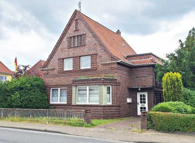 "Grundstück/MFH mit viel Optionen!" Abriss-MFH mit 3 Wohnungen in ruhiger, zentrumsnaher Lage