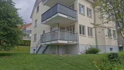 3 Zimmer Wohnung mit Dusche, Balkon und PKW Stellplatz zu vermieten!