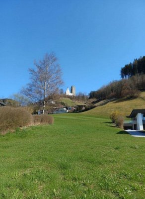 Wohlfühlwohnung in idyllischer Stadtrandlage von Schwaz mit Blick auf Schloss Freundsberg und den Franziskanergarten