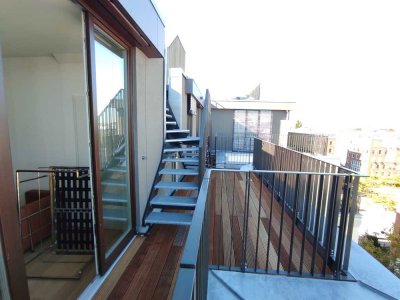 Penthouse mit Klimaanlage, Aufdachterrasse, Einbauküche, Sauna, Stellplatz � 0178-8236274