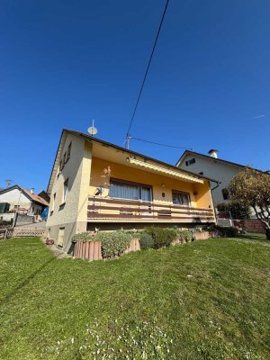 Charmantes Einfamilienhaus mit großem Garten und viel Platz für die ganze Familie!
