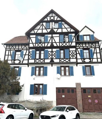 Charmante und charakteristische 3-Zimmer-Wohnung im Herzen von Esslingen am Neckar