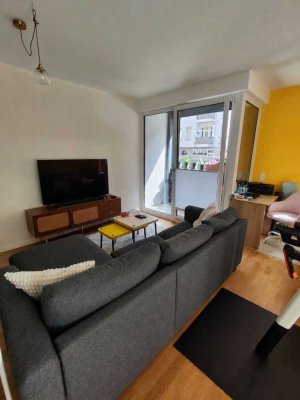 Helles und geräumiges 44 m² großes 1-Zimmer-Apartment zu vermieten in Schöneweide