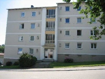 Platzwunder in Passau: Moderne 3,5-Zimmer-Wohnung mit Balkon