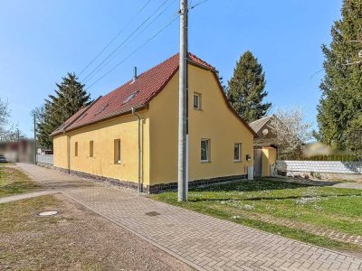 Charmantes Einfamilienhaus mit Terrasse auf großem Grundstück in Görzig