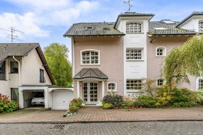 Traumhafte Doppelhaushälfte mit Einliegerwohnung, Sauna und Kamin!