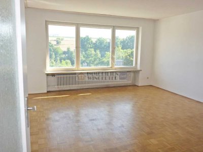 Mehrfamilienhaus in hervorragender Lage in Lappersdorf