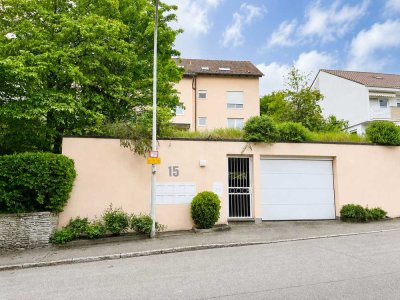 Stilvolle, 2-Zimmer-DG-Wohnung am Pfühlpark