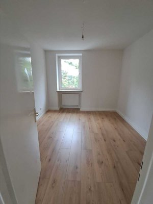 Helle 2-Zimmer-Wohnung in Mönchengladbach mit Balkon