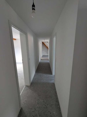 Stilvolle 4,5 Zimmer Wohnung * Erstbezug nach Sanierung