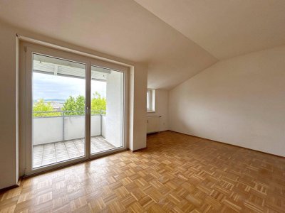 4 ZIMMER WOHNUNG MIT GARAGE UND BALKON - EINZIEHEN UND WOHLFÜHLEN
