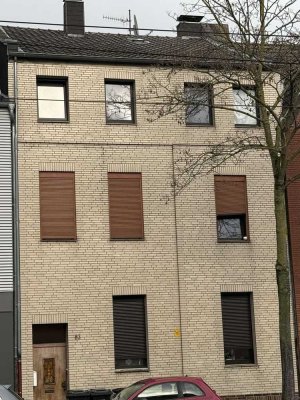 Attraktives Anlageobjekt: Mehrfamilienhaus mit stabilen Mieteinnahmen