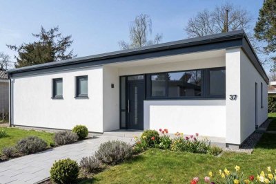 Sasel - Ihr Zuhause nach Maß: Bungalow mit Ausbaukonzept auf idyllischem Grundstück in zweiter Reihe