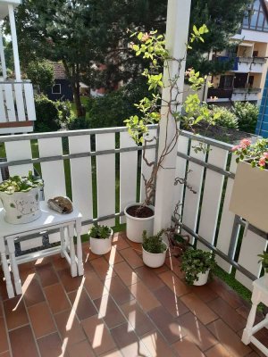 schöne, gepflegte 83m² Wohnung mit Blick in den  ruhigen Garten