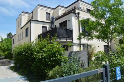 München-Obermenzing - Topp schicke 2-Zimmer-Wohnung mit Garten + Terrasse
