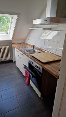 Top 2-Zimmer-Whg. mit EBK in ruhiger Lage