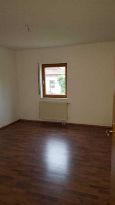 Helle,ruhige 3 ZKB mit Terasse, Stellplatz