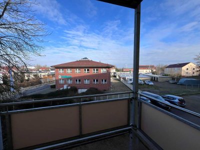 Helle 2-RW – Balkon – PKW-Stellplatz - Tageslichtbad
