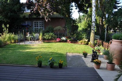 Von Privat, ohne Makler !!! 2,5-Zimmer-Wohnung mit Garten und KFZ-Stellplatz