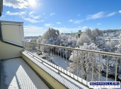 Penthaus-Wohnung mit 3 Zimmer, Balkon und Terrasse im Herzen von Wels