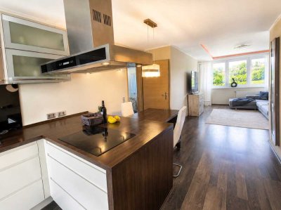 Lichtdurchflutete 3,5-Zimmer-Wohnung mit zwei Balkonen, Aufzug und Grünblick in Bochum-Steinkuhl