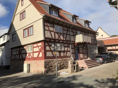 Neuwertige Wohnung mit fünf Zimmern und Balkon in Bad König