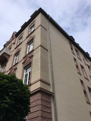 1-Zimmer-Altbauwohnung /  möbliert / Sachsenhausen-Nord