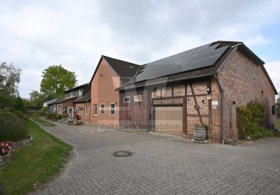 ~~Historischer Resthof mit zwei Wohneinheiten~~