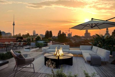 Penthouse der Superlative mit ca. 100 m² Aufdachterrasse, Pool und Sauna in Friedrichshain