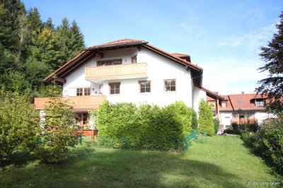 Helle 3,5 Zimmer Wohnung mit großem Südwest-Balkon, TG, Außenstpl. und Einbauküche - in Wiggensbach