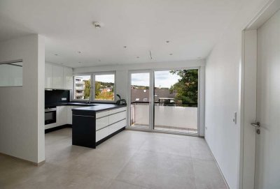 Exklusive 3,5 Zimmerwohnung mit Einbauküche 2 Balkonen in Hofheim