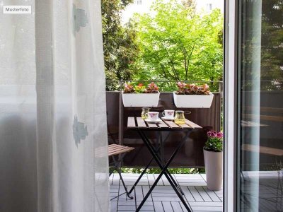 Provi frei 2 Zimmer - Wohnung mit Loggia