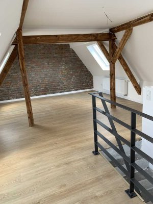 Charmante Altbau Maisonette in zentraler Ruhiglage