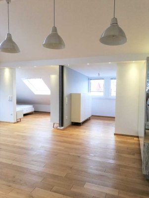 Stilvolle, geräumige und modernisierte 1,5-Zimmer-Wohnung mit Balkon und Einbauküche in Pfungstadt