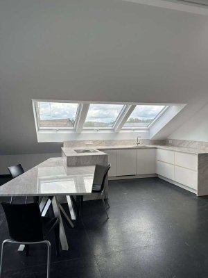 Exklusive 3-Zimmer-Wohnung in Eimeldingen mit Einbauküche, Garten & Balkon: