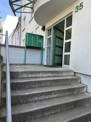 Gepflegte 3-Zimmer-Wohnung mit Einbauküche in Ludwigsburg (Eglosheim)