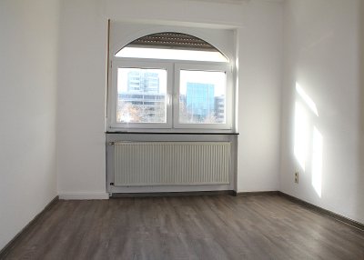 Aschaffenburg Zentrum – Nähe City-Galerie: 2 ZKB zu vermieten