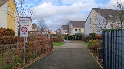 Gepflegtes, neuwertiges RMH mit Terrasse, Garten und zwei überdachten Parkhausstellplätzen in MA-Waldhof