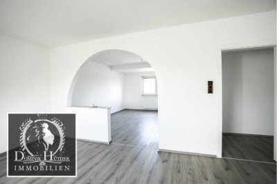 3ZKB Dachgeschosswohnung + großer Terrasse + viel Nutzfläche in OGGERSHEIM