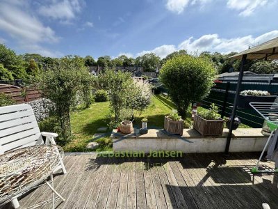 Saniertes Reihenhaus in der Bergmannssiedlung am Kanal mit großem Garten und PV-Anlage