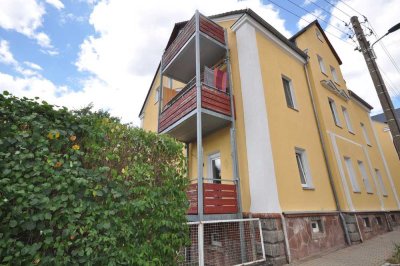 Schöne 3-Raum Wohnung mit Balkon und PKW Stellplatz