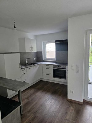 Geschmackvolle 3-Raum-Wohnung mit gehobener Innenausstattung mit Balkon und EBK in Untergimpern