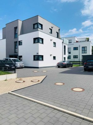 Attraktive und neuwertige 3-Raum-Wohnung mit gehobener Innenausstattung mit Balkon in Bielefeld