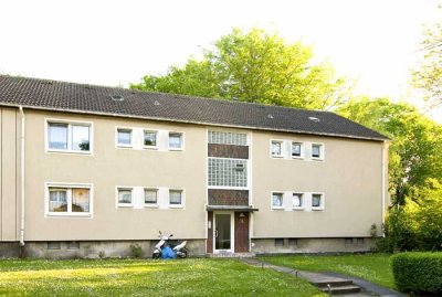 Bezugsfertige 2,5 Zimmer Wohnung mit Balkon und modernem Wannenbad