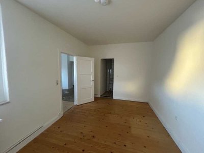 Wohnen auf einem ruhigen Innenhof, Arnimstraße 29, 1,5 Zimmer ca. 45qm, FREI zum 01.06.2025