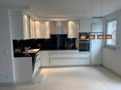 Helle 5-Zimmer Wohnung zu vermieten