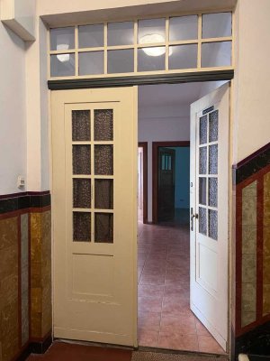Stilvolle Altbauwohnung mit Charme und großzügigem Grundriss