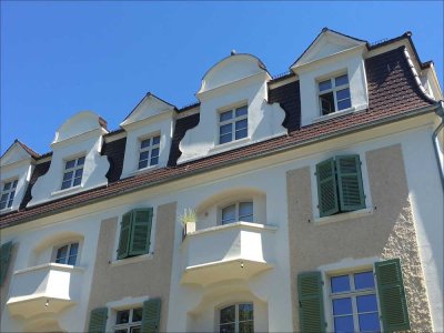 Neue Hofgärten - Wunderschöne 2-Zimmer-Wohnung mit Loggia & Sonnen-Balkon